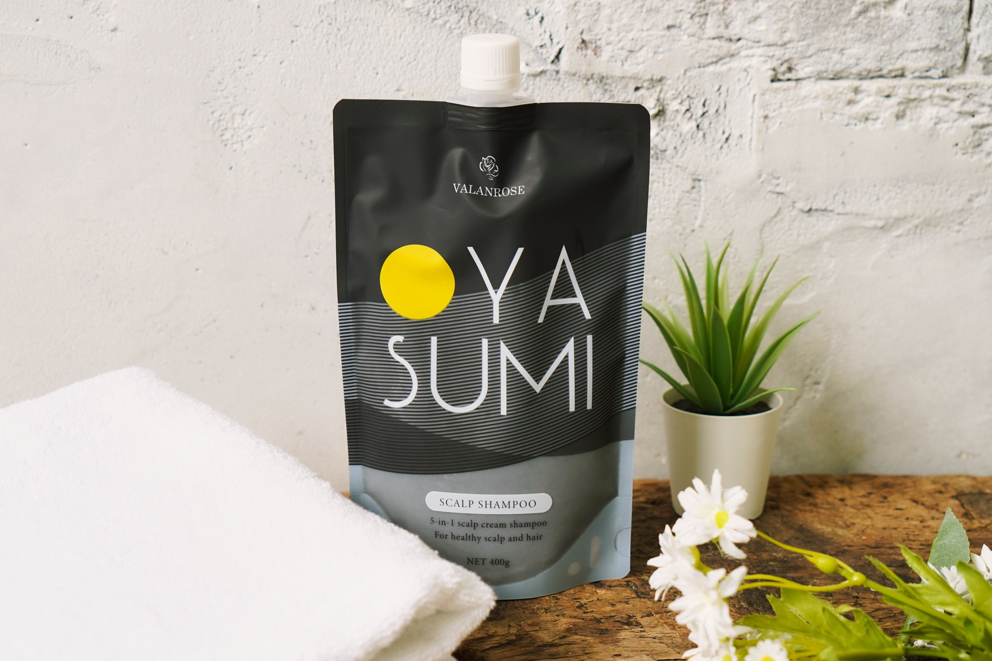 【10/20は頭髪の日】夜の頭皮メンテナンスが美髪を育む!活性炭のチカラで汚れをリセット