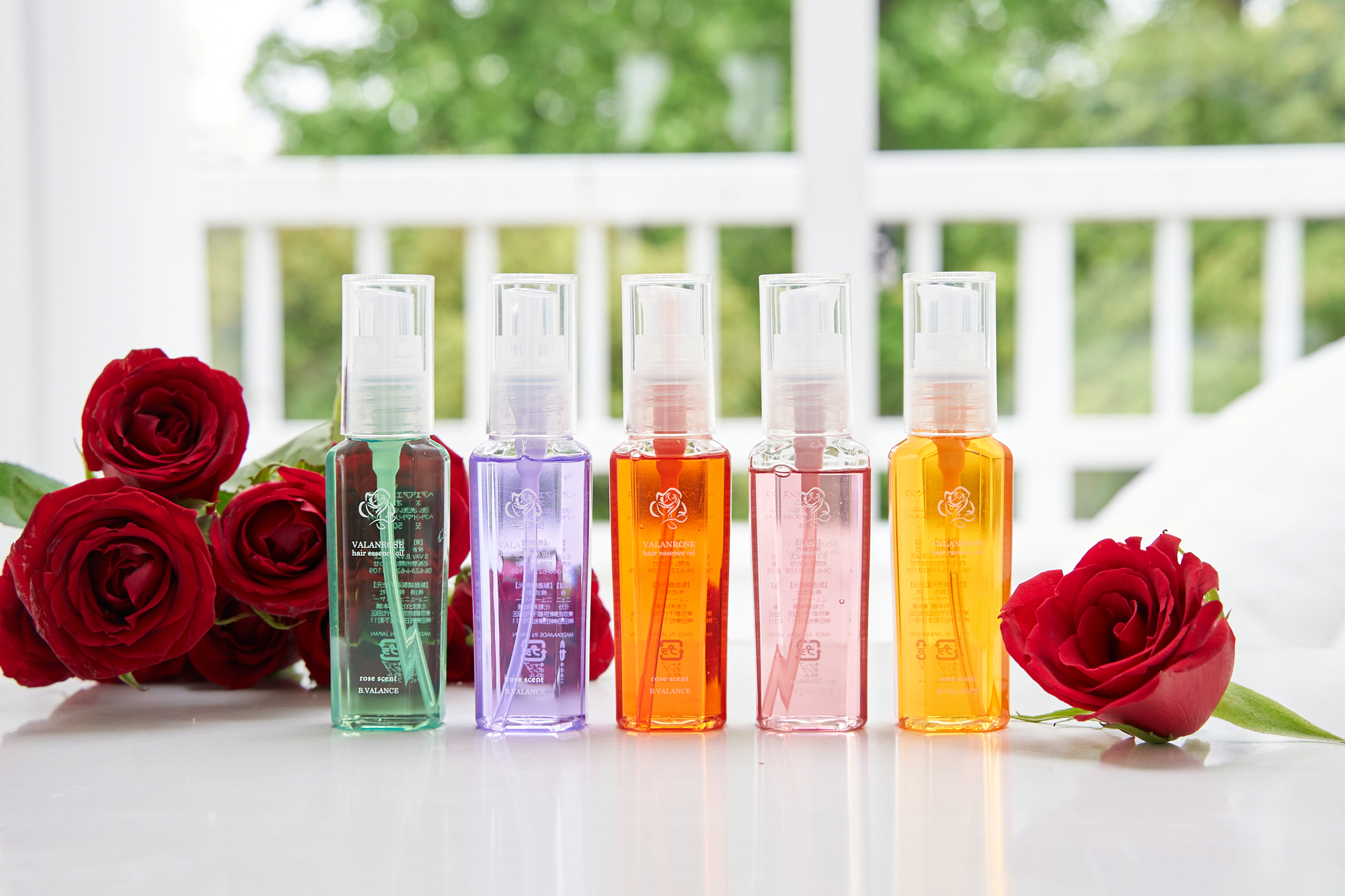 🌹季節を纏う、うるツヤ美髪へ！ヘアオイル季節の香りがいつでも購入可能に✨